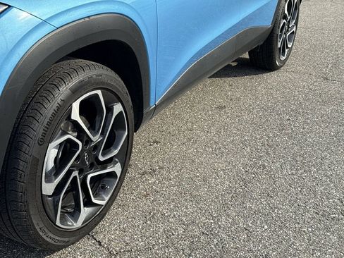 Certified 2025 Chevrolet Trax RS w/ Driver Confidence Package image 18