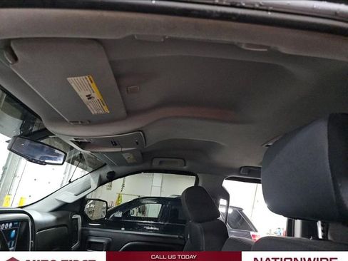 Used 2018 GMC Sierra 1500 SLE w/ SLE Value Package image 9