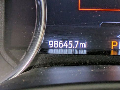 Used 2021 Ford Expedition Max Limited image 15