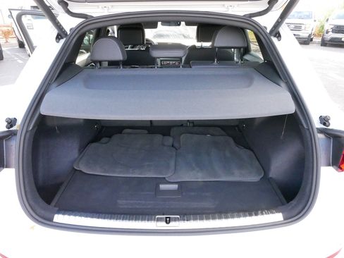 Used 2025 Audi Q3 2.0T Premium w/ Convenience Package image 18