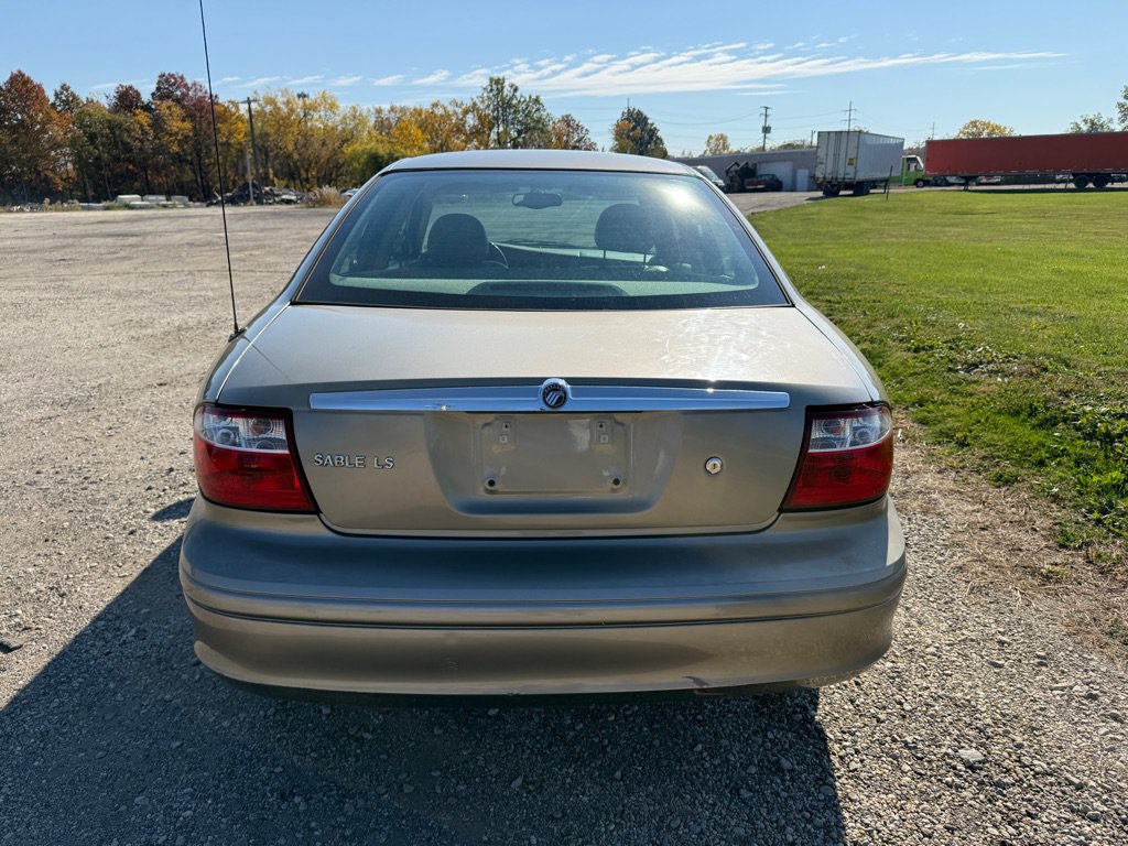 Used 2005 Mercury Sable LS FWD image 4