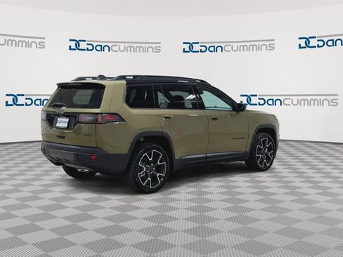 New 2026 Jeep Cherokee Overland AWD/4WD image 9