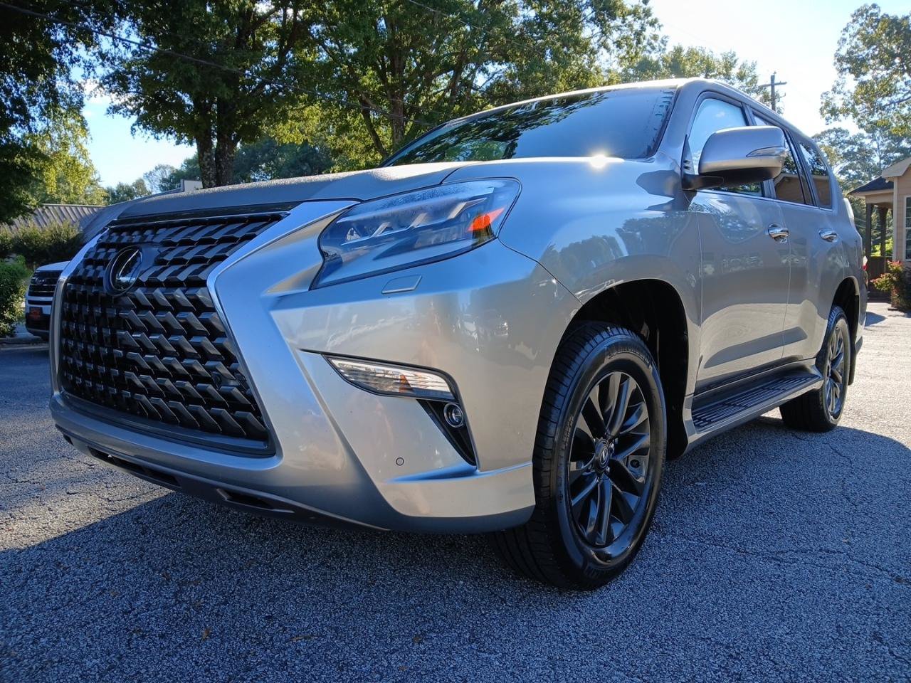 Used 2023 Lexus GX 460 Premium w/ Premium Plus Package AWD/4WD image 2