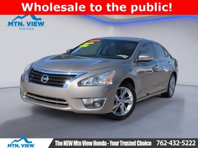 Used 2014 Nissan Altima 2.5 SL w/ Technology Package