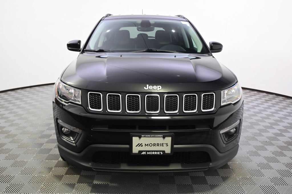 Used 2018 Jeep Compass Latitude w/ Popular Equipment Group AWD/4WD image 10