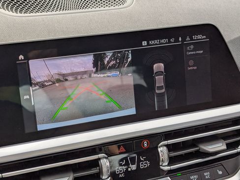 Used 2020 BMW 330i xDrive 330i xDrive w/ Convenience Package image 19