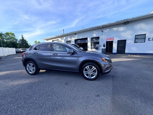 Used 2017 Mercedes-Benz GLA 250 4MATIC image 23