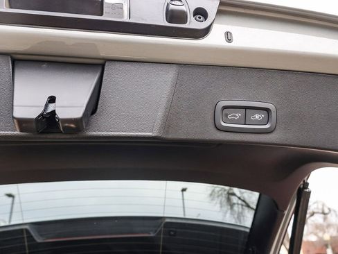 Used 2026 Volvo XC40 B5 Plus w/ Protection Package Premier image 28