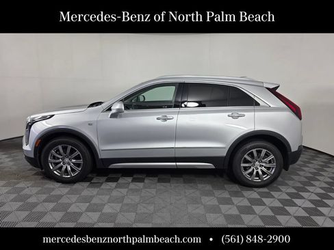 Used 2019 Cadillac XT4 Premium Luxury w/ Driver Awareness Package FWD image 3