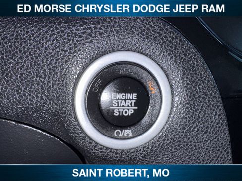 Used 2021 Chrysler 300 S image 21