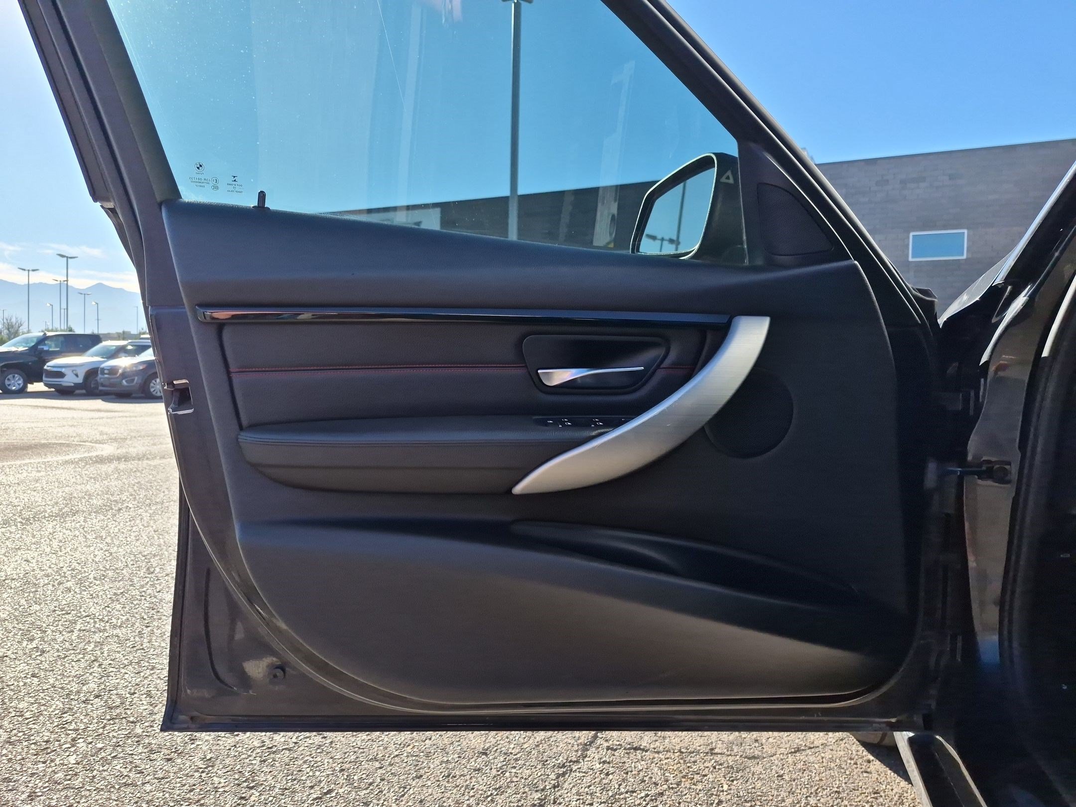 Used 2016 BMW 328i Sedan RWD image 12