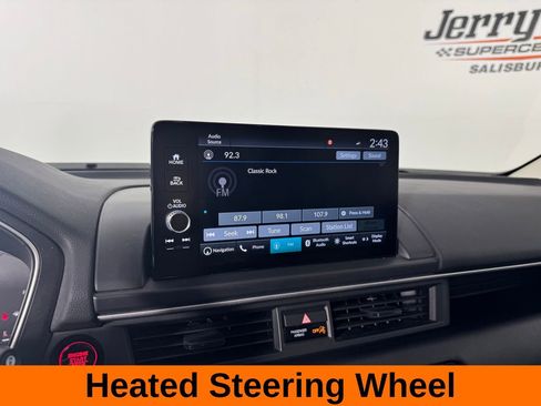 Used 2025 Honda Pilot Elite image 16