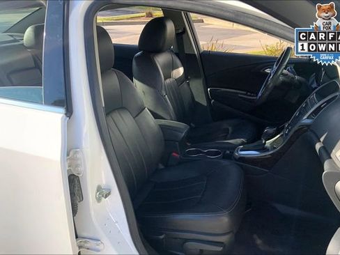 Used 2012 Buick Verano Leather FWD image 7