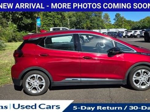 Used 2020 Chevrolet Bolt LT FWD image 13