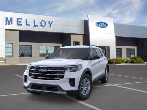 New 2026 Ford Explorer Active image 2