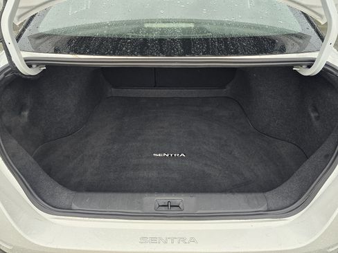Certified 2025 Nissan Sentra SR w/ SR Premium Package FWD image 26