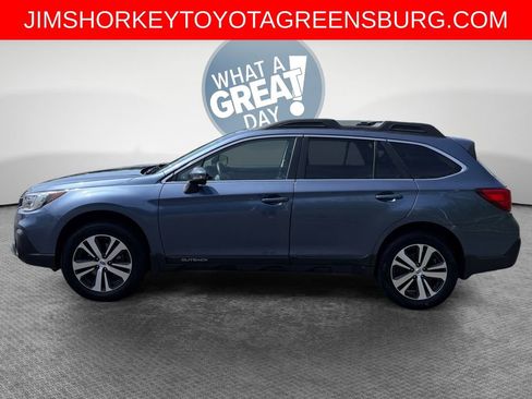 Used 2018 Subaru Outback 2.5i Limited AWD/4WD image 7