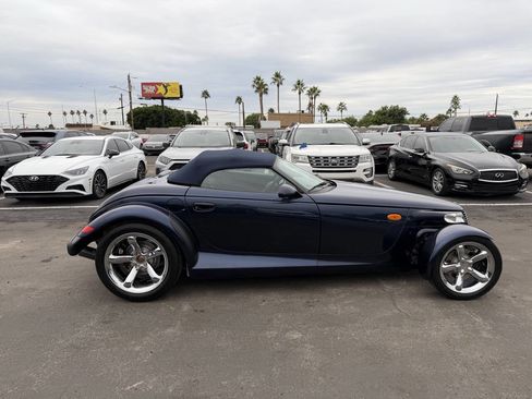 Used 2001 Chrysler Prowler image 14