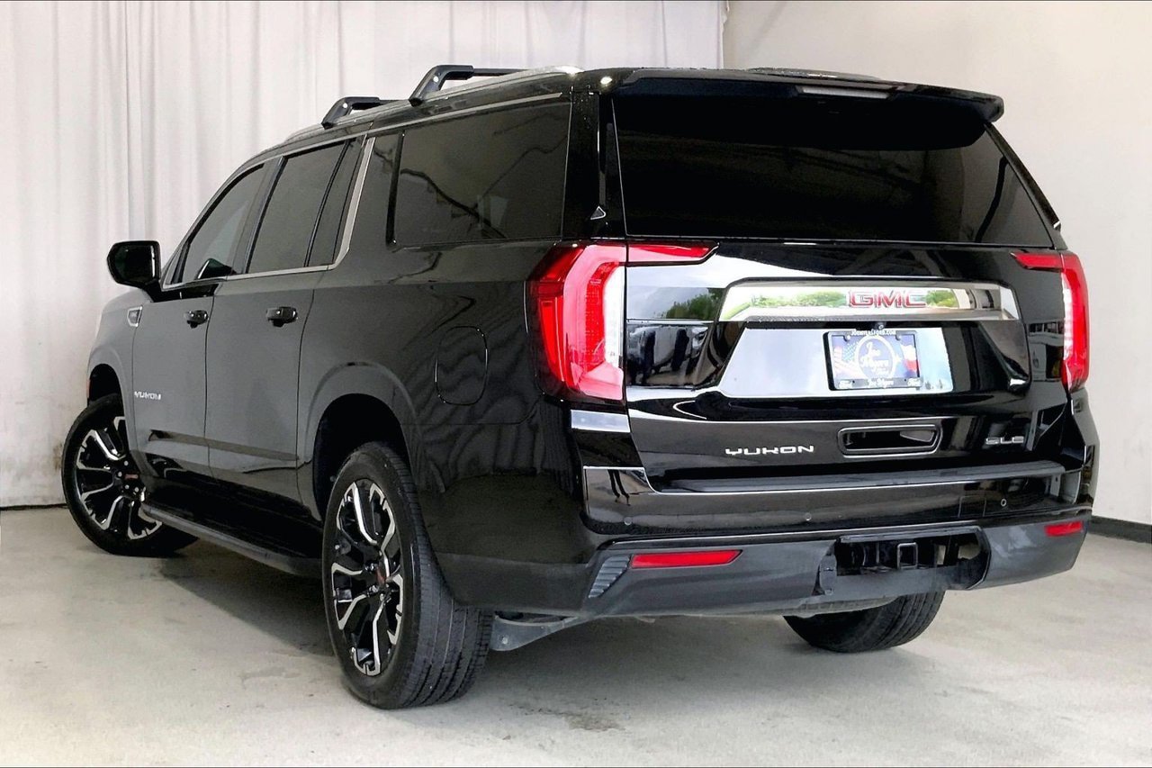 Used 2022 GMC Yukon XL SLE w/ Gmc Pro Safety Plus Package RWD image 10