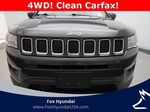 Used 2020 Jeep Compass Latitude w/ Cold Weather Group image 21