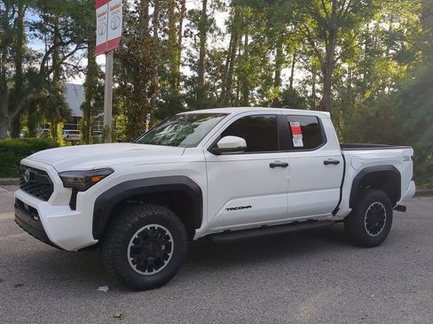 New 2024 Toyota Tacoma TRD Off-Road image 1