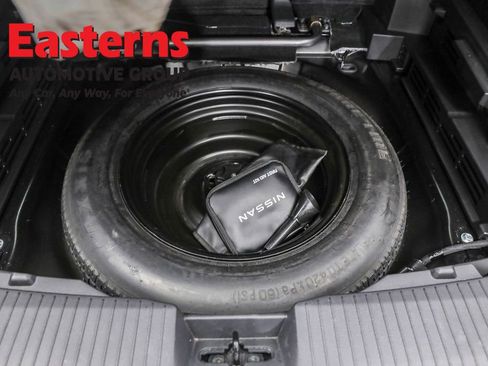 Used 2023 Nissan Rogue S image 23