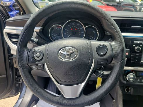Used 2016 Toyota Corolla LE FWD image 16