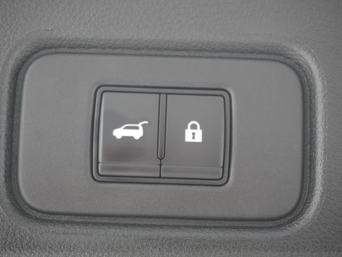 Used 2023 Nissan Pathfinder Platinum w/ Lighting Package (N93) FWD image 36