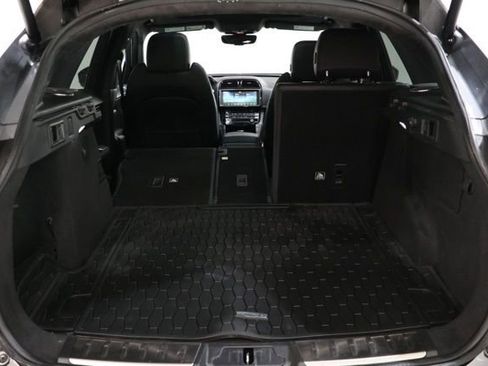 Used 2020 Jaguar F-PACE R-Sport AWD/4WD image 38