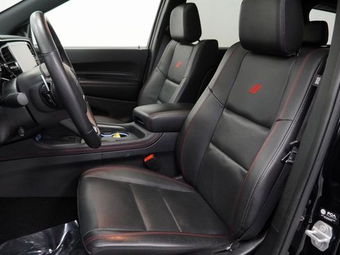 Certified 2025 Dodge Durango GT image 18