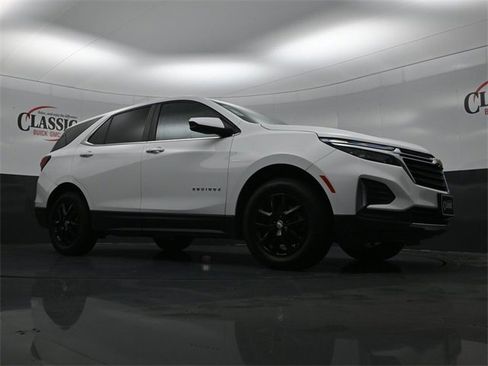 Used 2023 Chevrolet Equinox LT w/ LPO, Floor Liner Package image 29