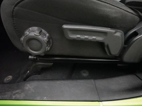 Used 2018 Jeep Wrangler Unlimited Sport S AWD/4WD image 28