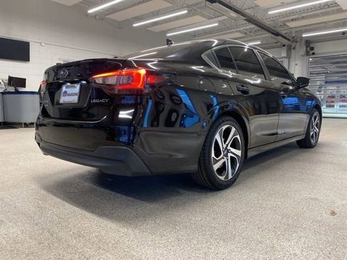 Used 2022 Subaru Legacy Limited image 5