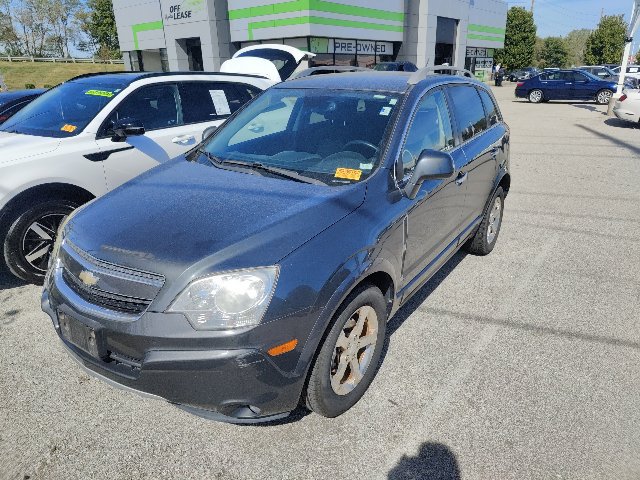 Used 2013 Chevrolet Captiva Sport LT FWD image 3
