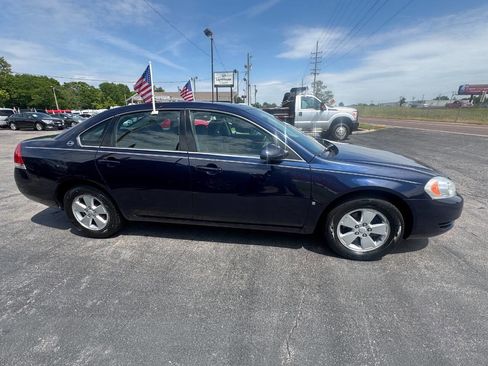 Used 2008 Chevrolet Impala LT FWD image 5