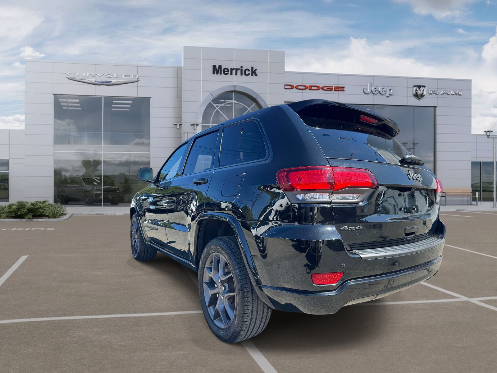 Used 2021 Jeep Grand Cherokee Limited w/ Quick Order Package 2GK 80th AWD/4WD image 8