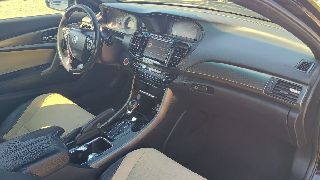 Used 2016 Honda Accord EX-L image 28