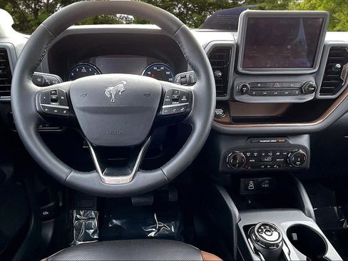 Certified 2024 Ford Bronco Sport Badlands w/ Premium Package image 8