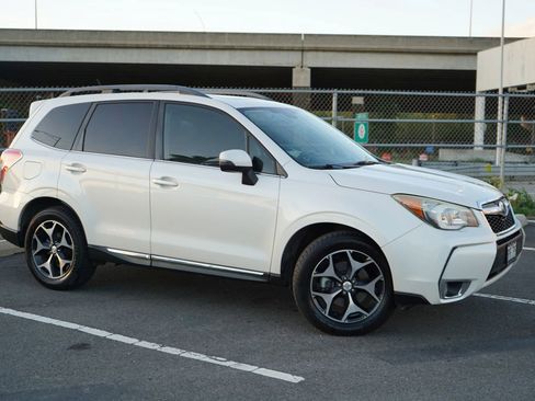 Used 2015 Subaru Forester 2.0XT Touring w/ Eyesight & Navigation System image 5