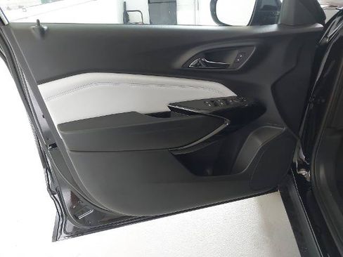 New 2026 Chevrolet Trax LT w/ Midnight Edition FWD image 25