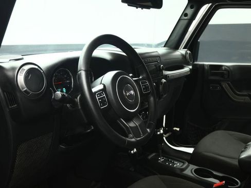 Used 2016 Jeep Wrangler Sport w/ Quick Order Package 24S AWD/4WD image 35