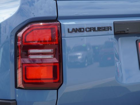 Used 2026 Toyota Land Cruiser w/ Premium Package AWD/4WD image 9