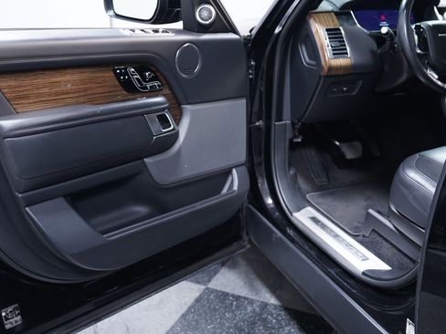 Used 2019 Land Rover Range Rover Supercharged image 28
