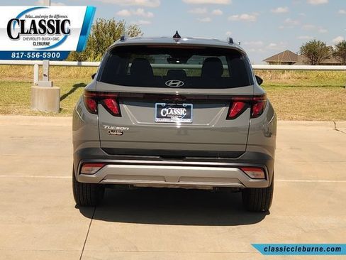 Used 2026 Hyundai Tucson SEL Plus FWD image 9