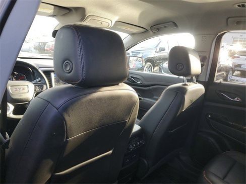 Used 2023 GMC Acadia AT4 w/ Technology Package image 11