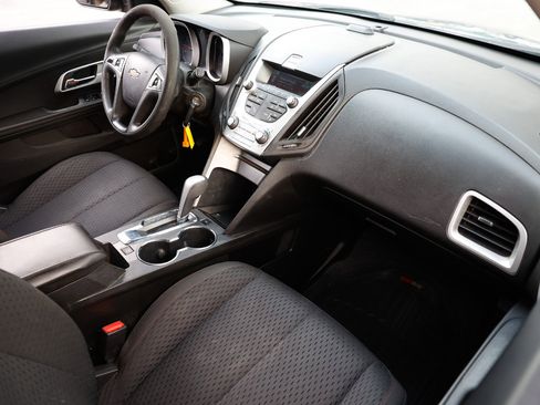 Used 2013 Chevrolet Equinox LS image 16