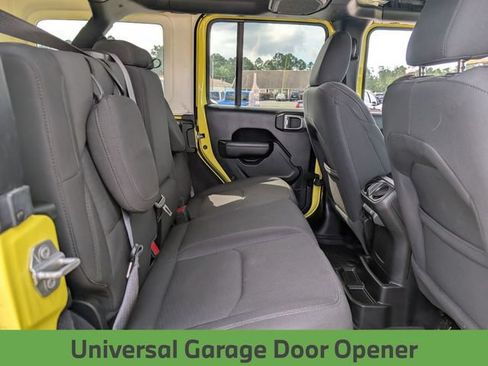 Used 2023 Jeep Wrangler Unlimited w/ Cold Weather Group AWD/4WD image 30