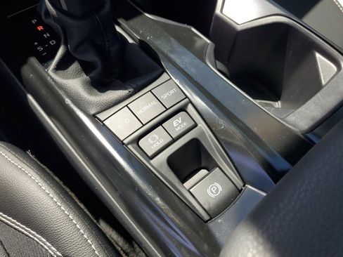 Used 2026 Toyota Camry SE w/ Convenience Package image 20