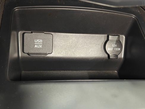 Used 2015 Nissan Altima 2.5 SV w/ Convenience Package image 15