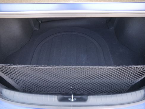 Certified 2025 Hyundai Elantra SE FWD image 18